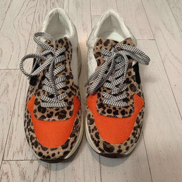 Vici Shoes - Vici Collection Leopard/orange sneaker!